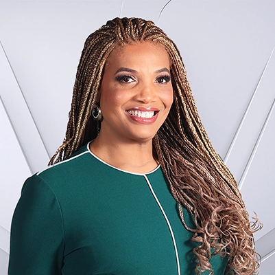 latoya Edwards headshot